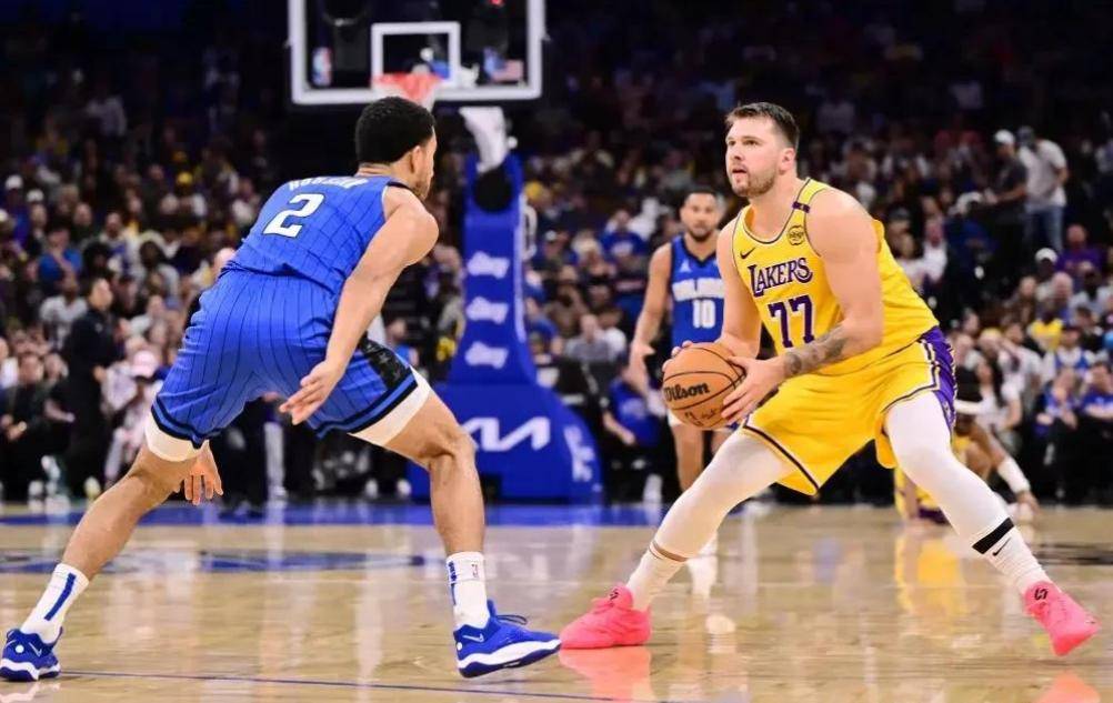 东契奇官方宣布比赛规则变更新规，瑞士队引发争议！