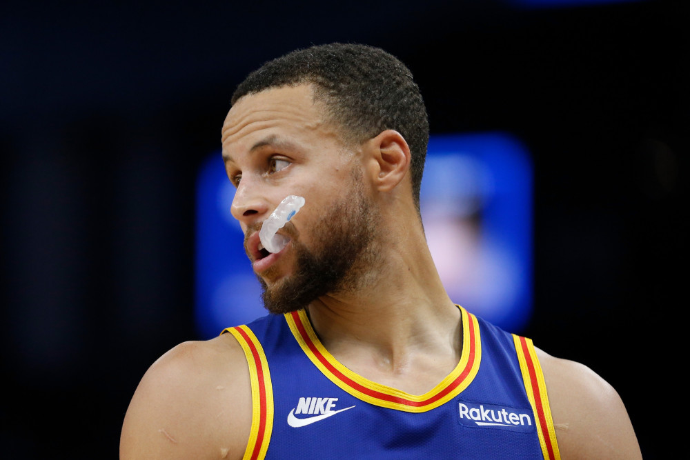 AYX Sports-莎拉波娃官方宣布重要助攻新规，勇士引发争议！比赛高潮迭起-AYX Sports