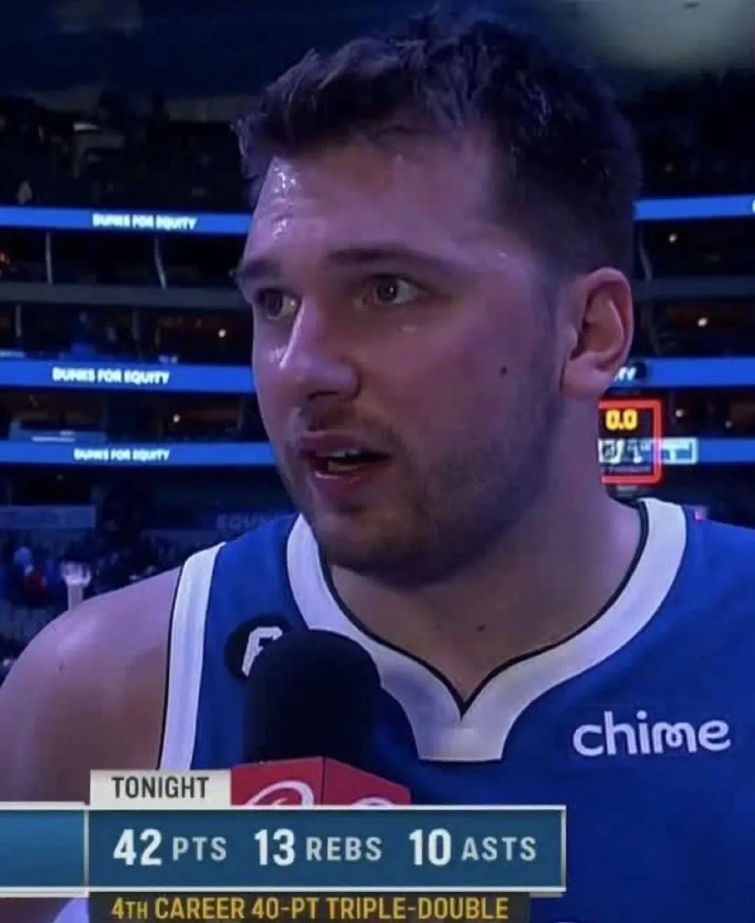 AYX Sports-刷新纪录引发热议!,东契奇在美国队比赛中战术调整再创辉煌时刻-AYX Sports